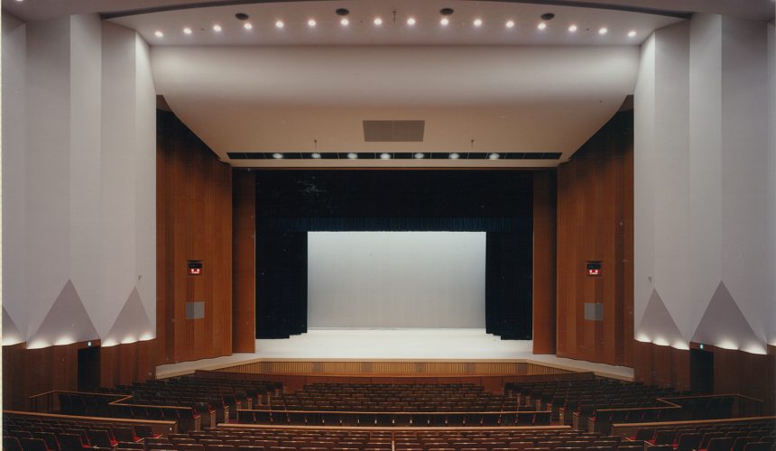 大ホール_演劇用